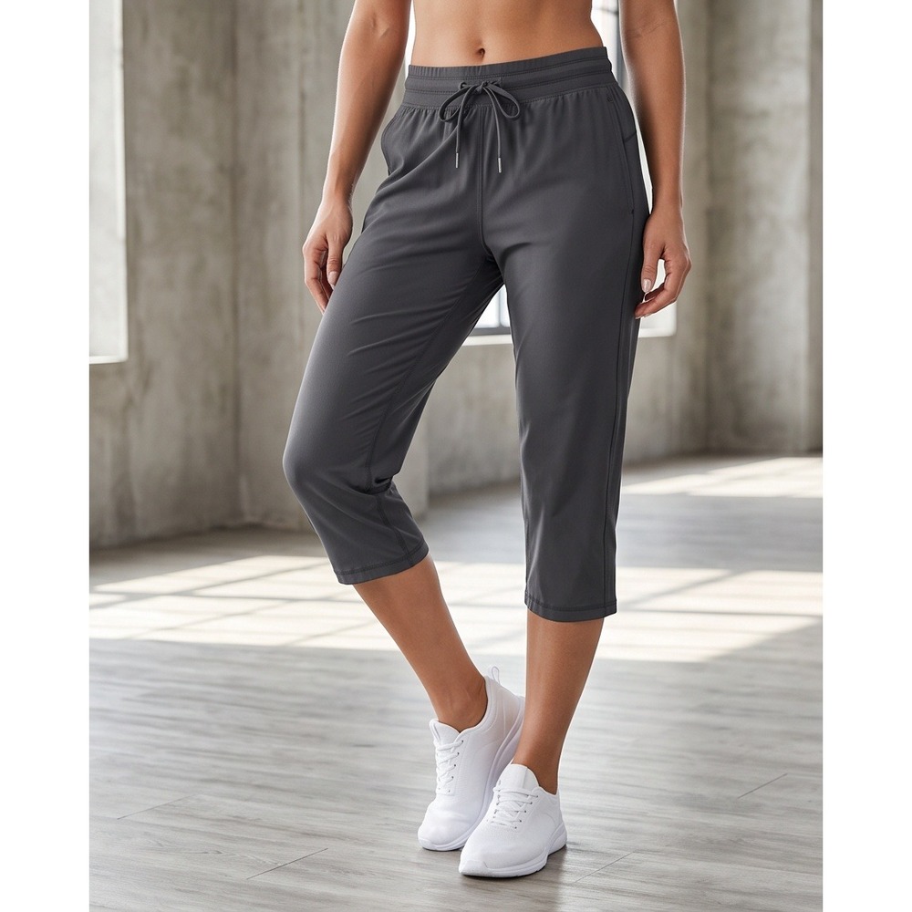 C9 by Champion Womens L Gray Active Performance Semi-Fitted Capri Pants NWT